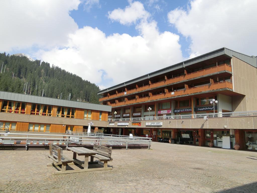 Monolocale Alberti Rainalter Madonna di Campiglio Exterior photo